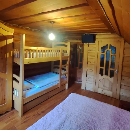 Lodge дерев'яний 
