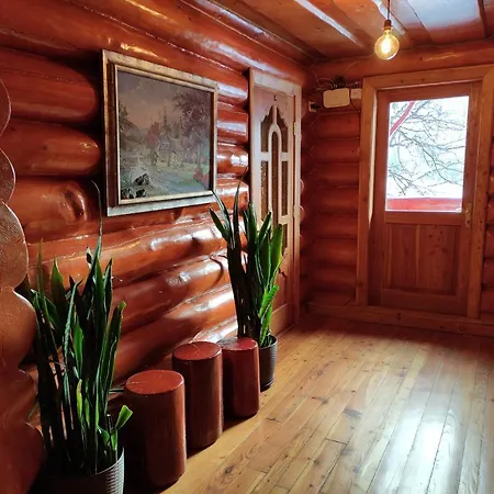 Lodge дерев'яний 
